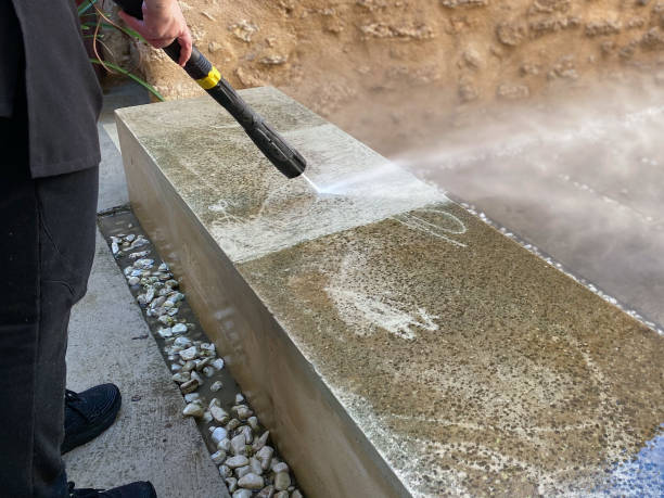 Best Garage Pressure Washing  in Sheffield, OH